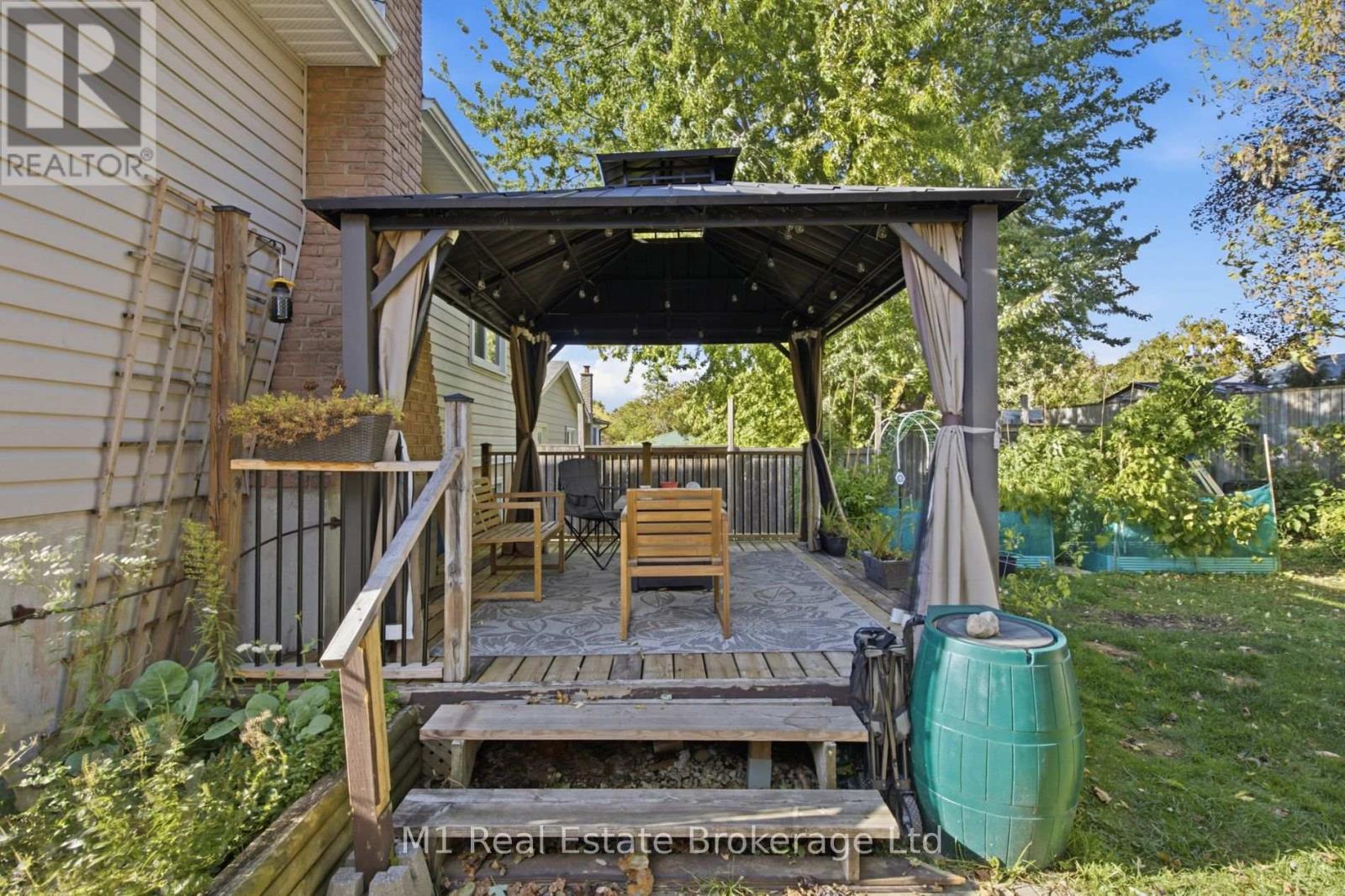 166 Natchez Road, Kitchener, Ontario  N2B 3L2 - Photo 35 - X13884646