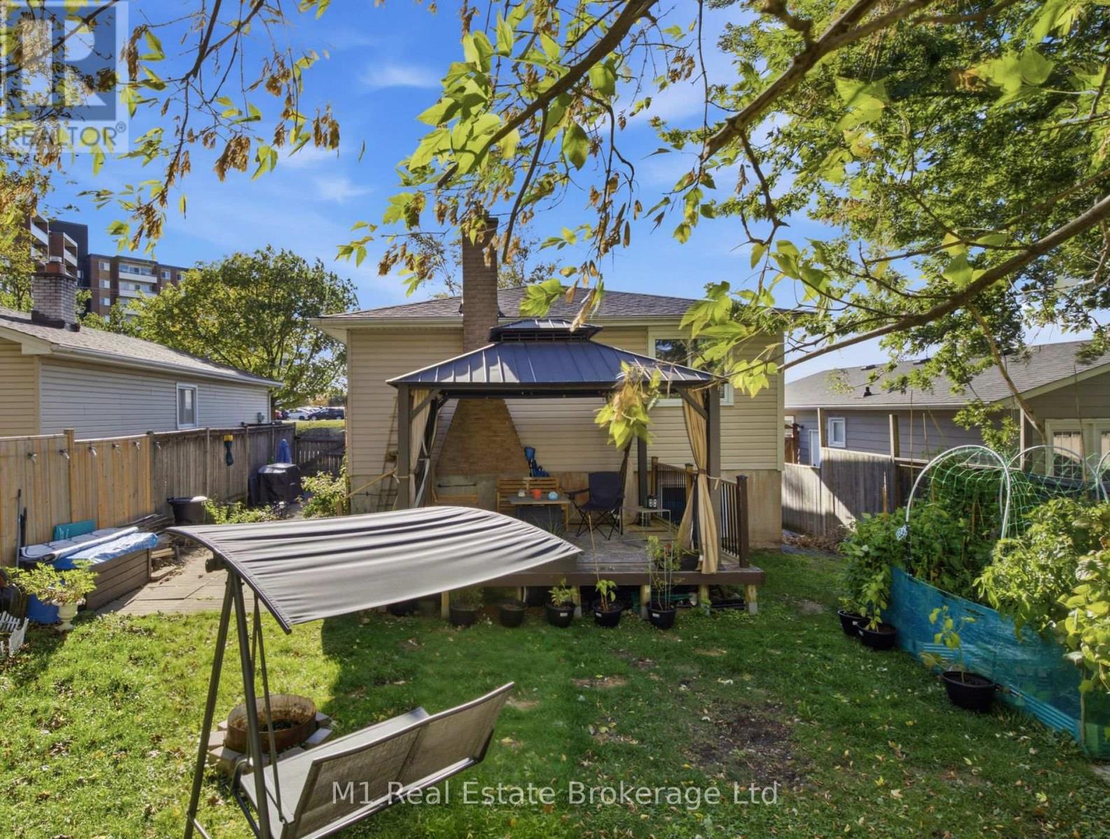 166 Natchez Road, Kitchener, Ontario  N2B 3L2 - Photo 38 - X13884646