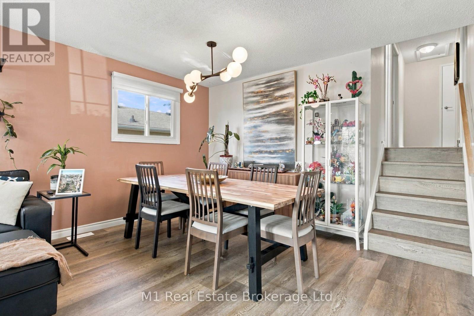 166 Natchez Road, Kitchener, Ontario  N2B 3L2 - Photo 9 - X13884646