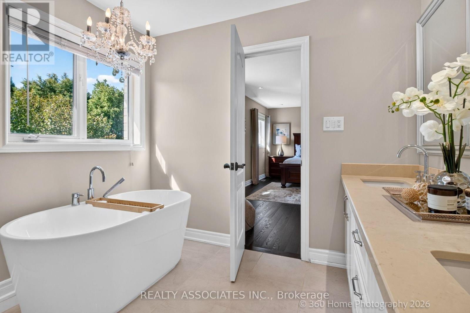 128 Coalbrook Court, Vaughan, Ontario  L4L 9B6 - Photo 17 - N13884650