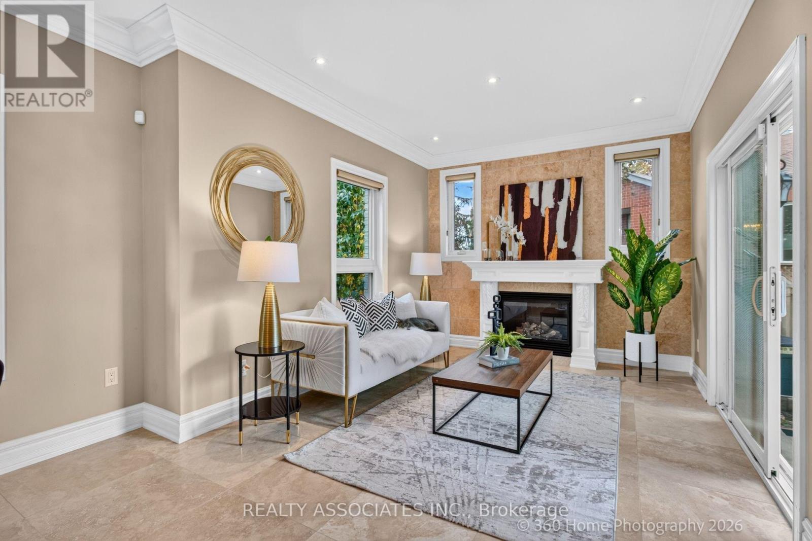 128 Coalbrook Court, Vaughan, Ontario  L4L 9B6 - Photo 4 - N13884650