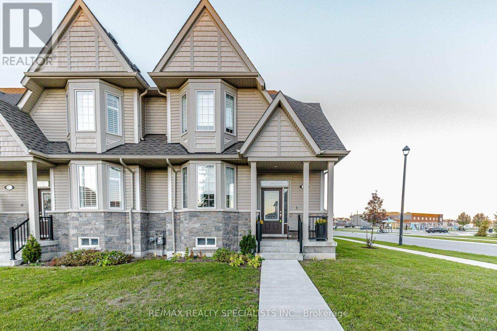 4 - 230 Farley Road, Centre Wellington, Ontario  N1M 0H6 - Photo 2 - X13856988