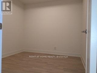 253 - 1575 Lakeshore Road W, Mississauga, Ontario  L5J 1J4 - Photo 7 - W13884654