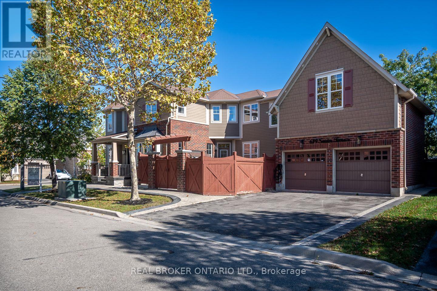 619 Snider Terrace, Milton, Ontario  L9T 7R8 - Photo 2 - W13884684