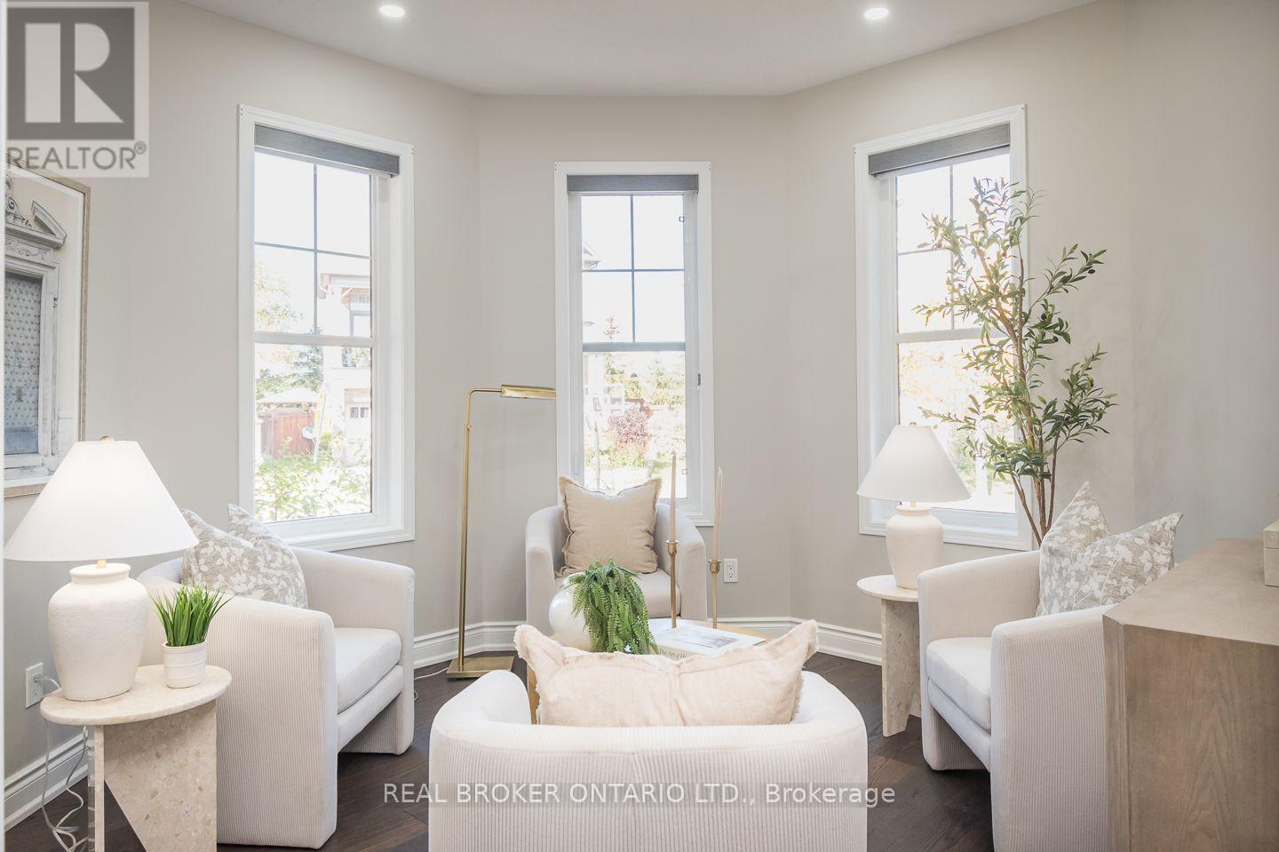 619 Snider Terrace, Milton, Ontario  L9T 7R8 - Photo 4 - W13884684