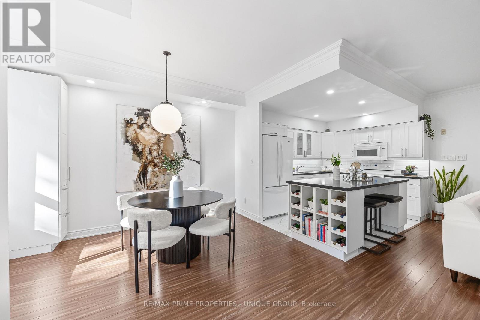 202 - 2511 Bloor Street W, Toronto, Ontario  M6S 5A6 - Photo 14 - W13884694