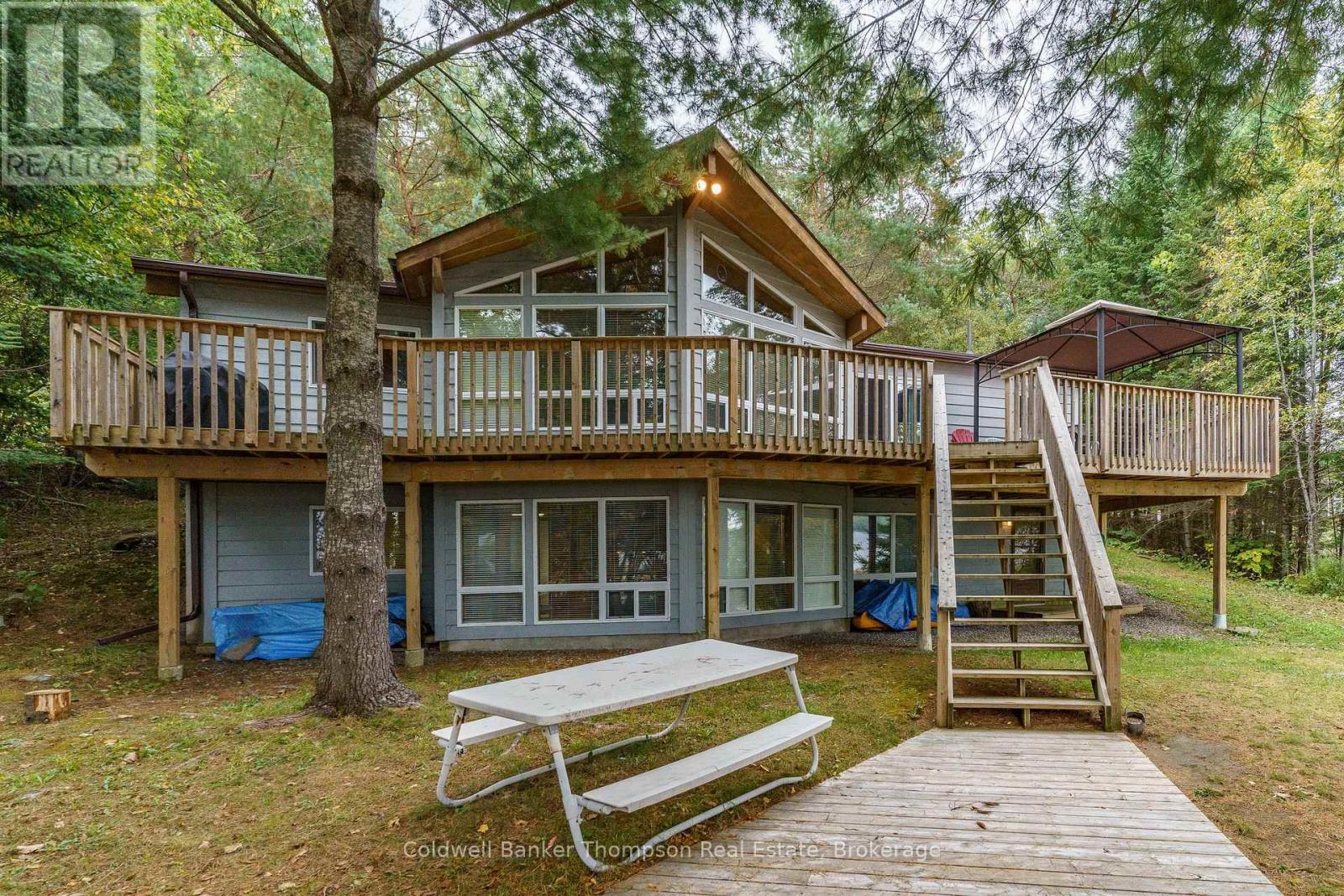 $875,0002266 Pickerel & Jack Lake Road, Burk's Falls, Ontario