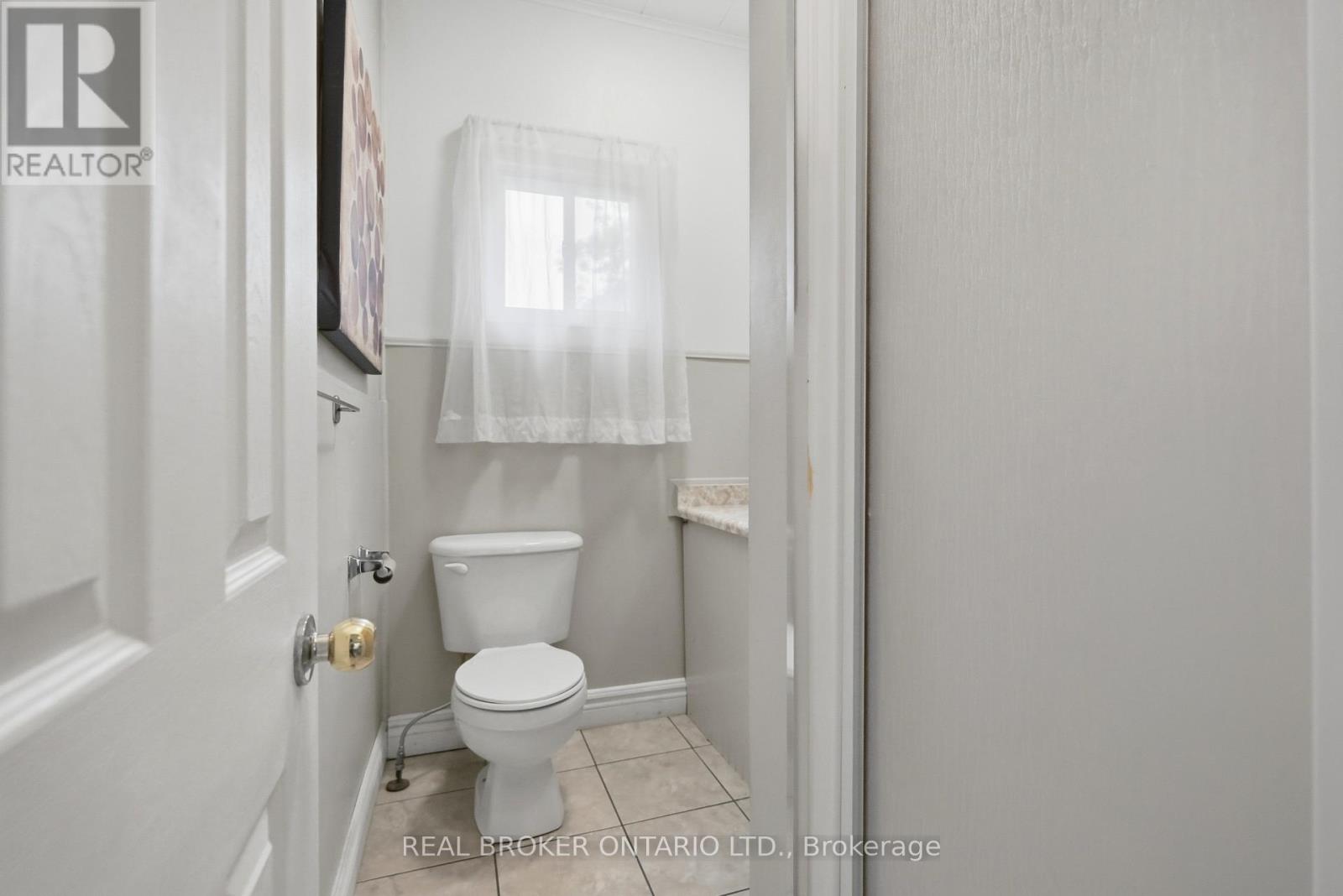 418 Main Street W, Hamilton, Ontario  L8P 1K6 - Photo 14 - X13884652