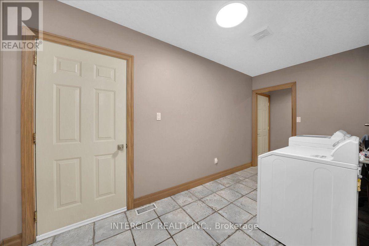 3 Torrance Lane, Centre Wellington, Ontario  N0B 1J0 - Photo 27 - X13884362