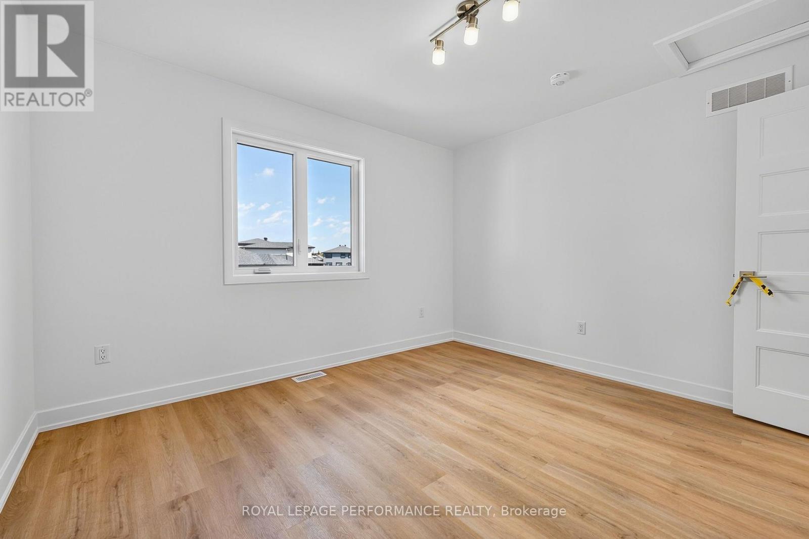 1367 Diamond Street, Clarence-Rockland, Ontario  K4K 0M6 - Photo 18 - X13816874