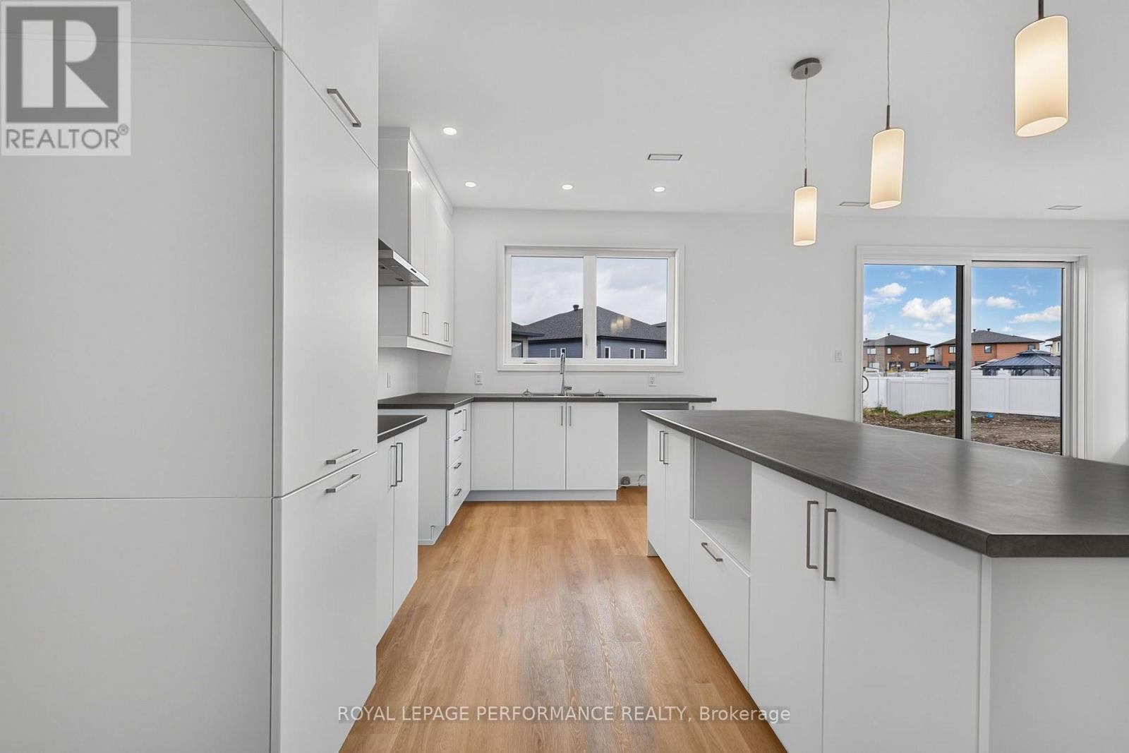 1367 Diamond Street, Clarence-Rockland, Ontario  K4K 0M6 - Photo 7 - X13816874