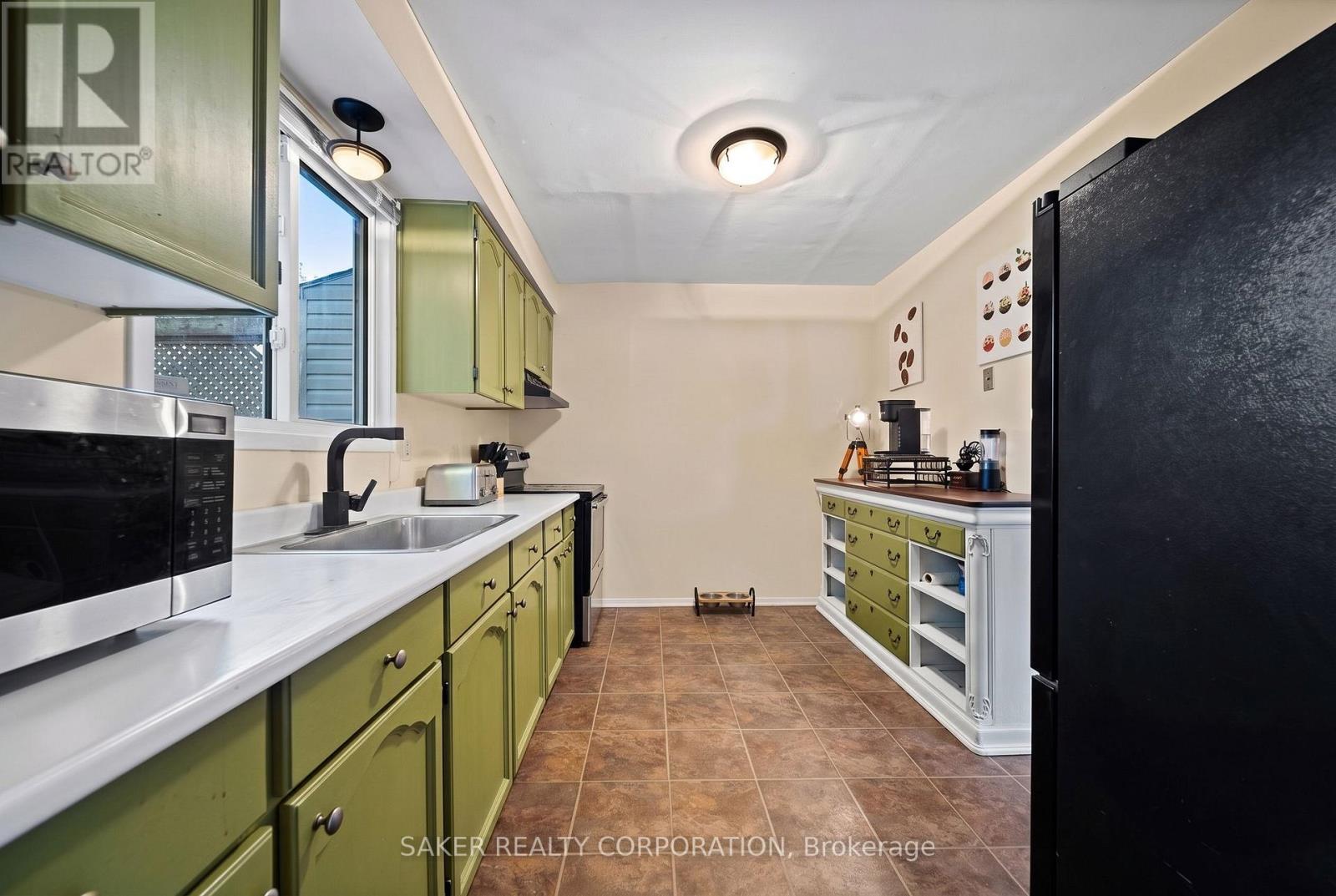 72 Inverary Road, London North, Ontario  N6G 3L6 - Photo 10 - X13884784