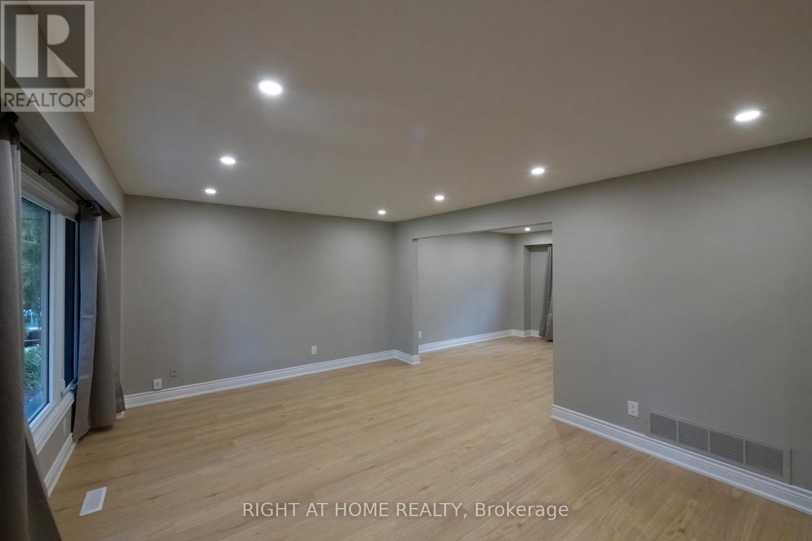 83 Anstead Crescent, Ajax, Ontario  L1S 3X4 - Photo 3 - E13884780