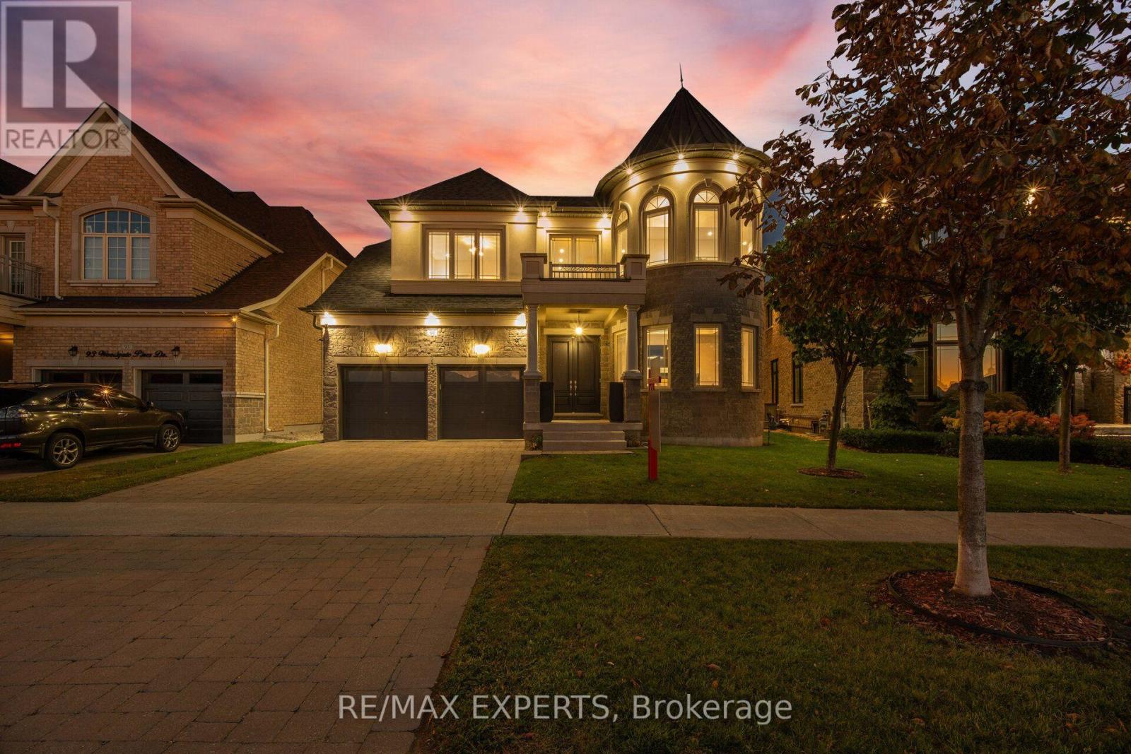 91 WOODGATE PINES DRIVE, Vaughan, Ontario