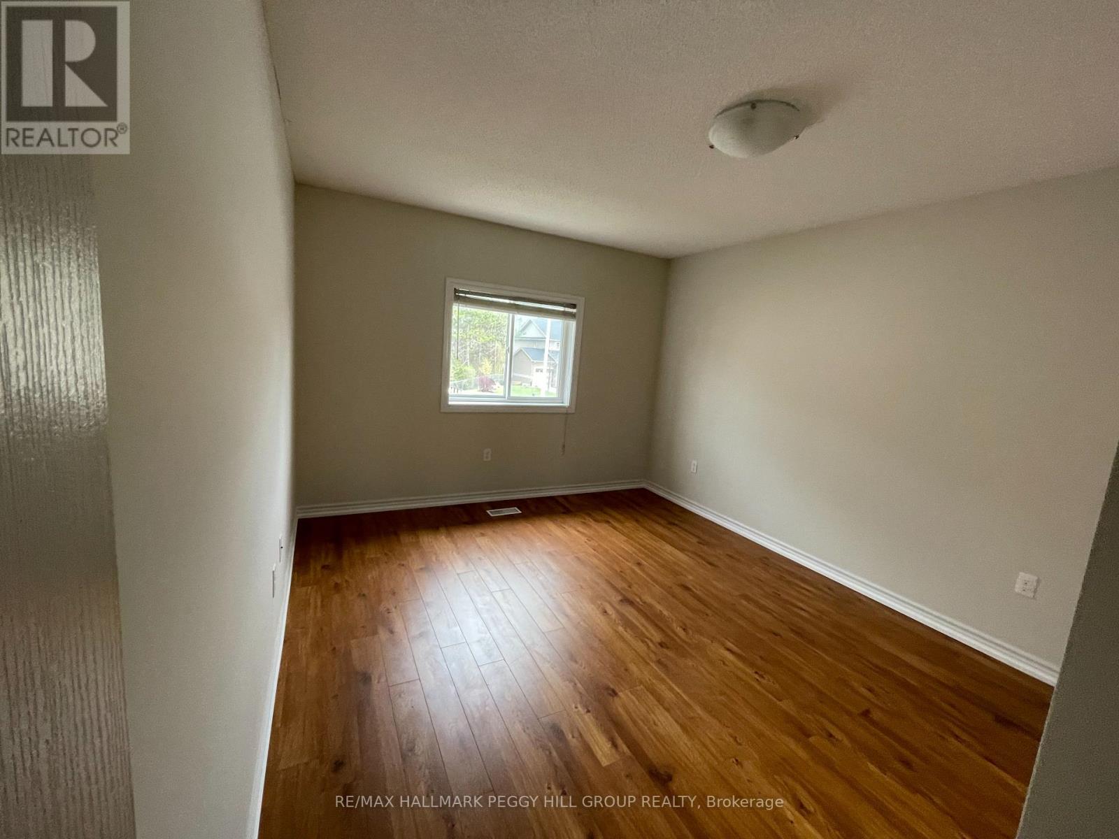 20 Crew Court, Barrie (Ardagh), Ontario  L4N 5S4 - Photo 7 - S13884736
