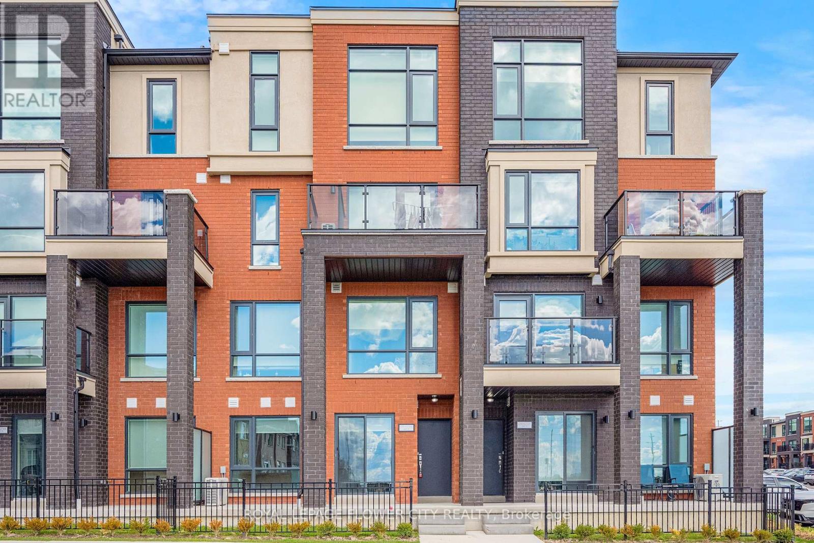 17 - 65 ROMILLY AVENUE