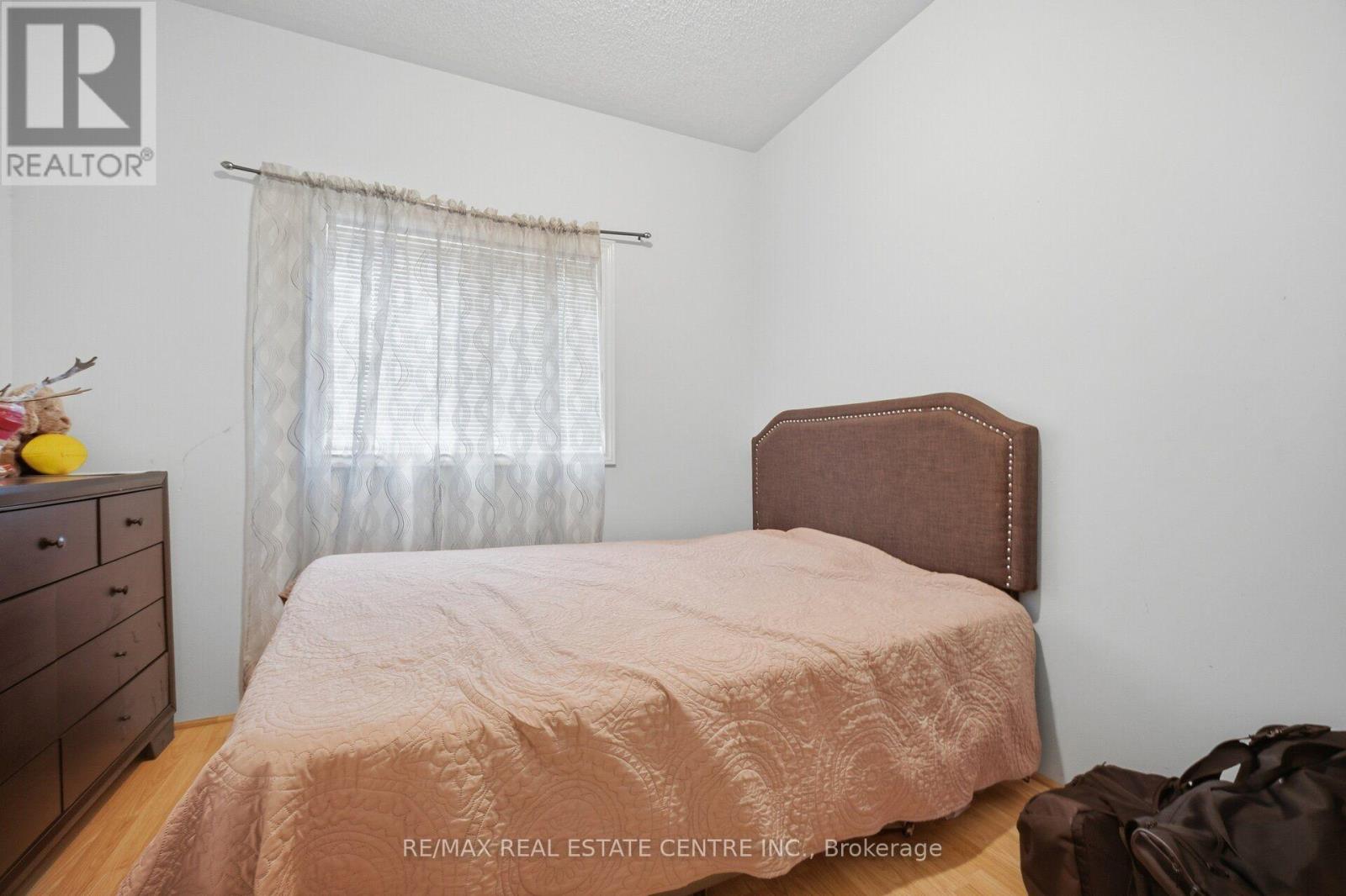 19 Amberdale Court, Caledon, Ontario  L7C 1C4 - Photo 20 - W13884786