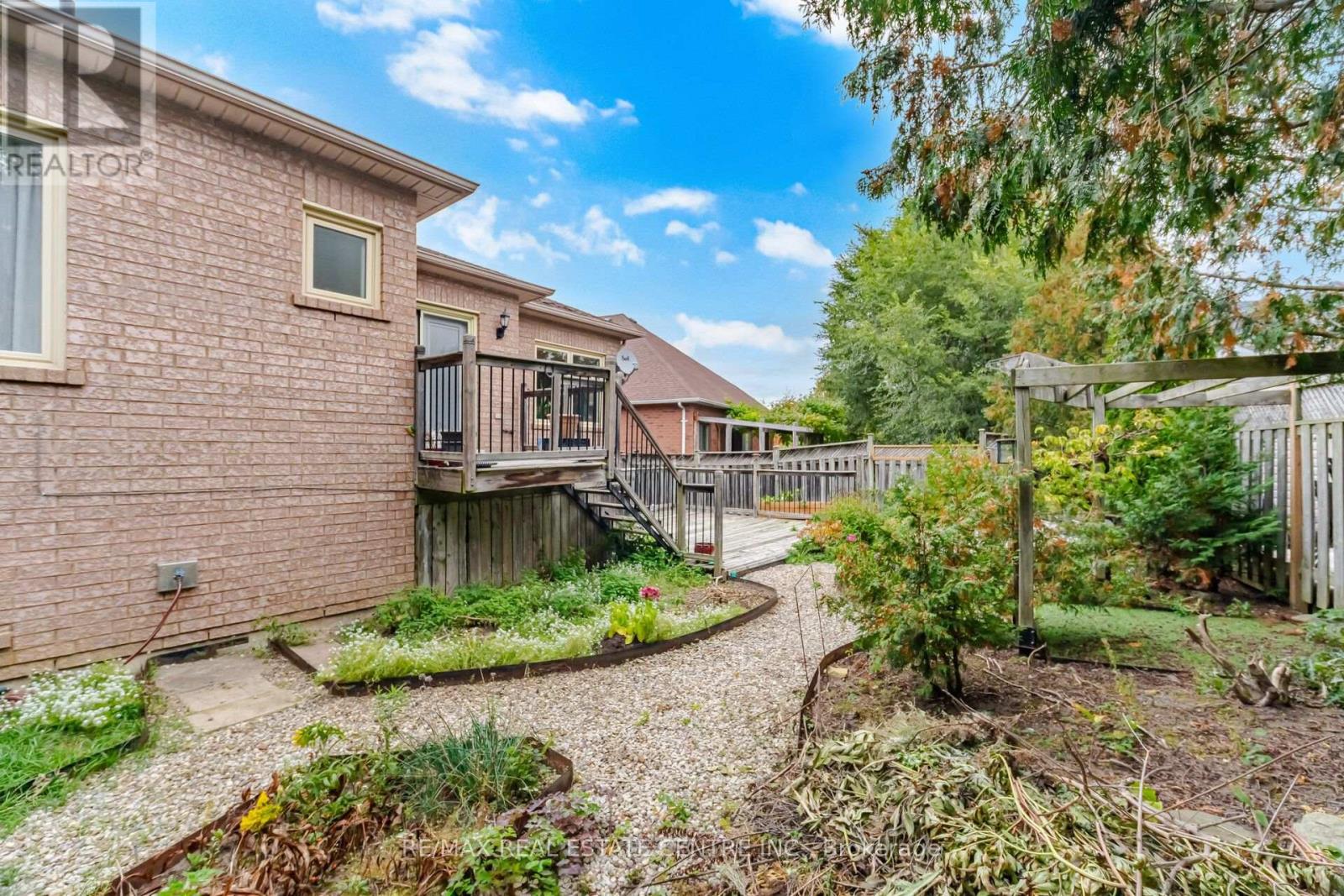 19 Amberdale Court, Caledon, Ontario  L7C 1C4 - Photo 35 - W13884786