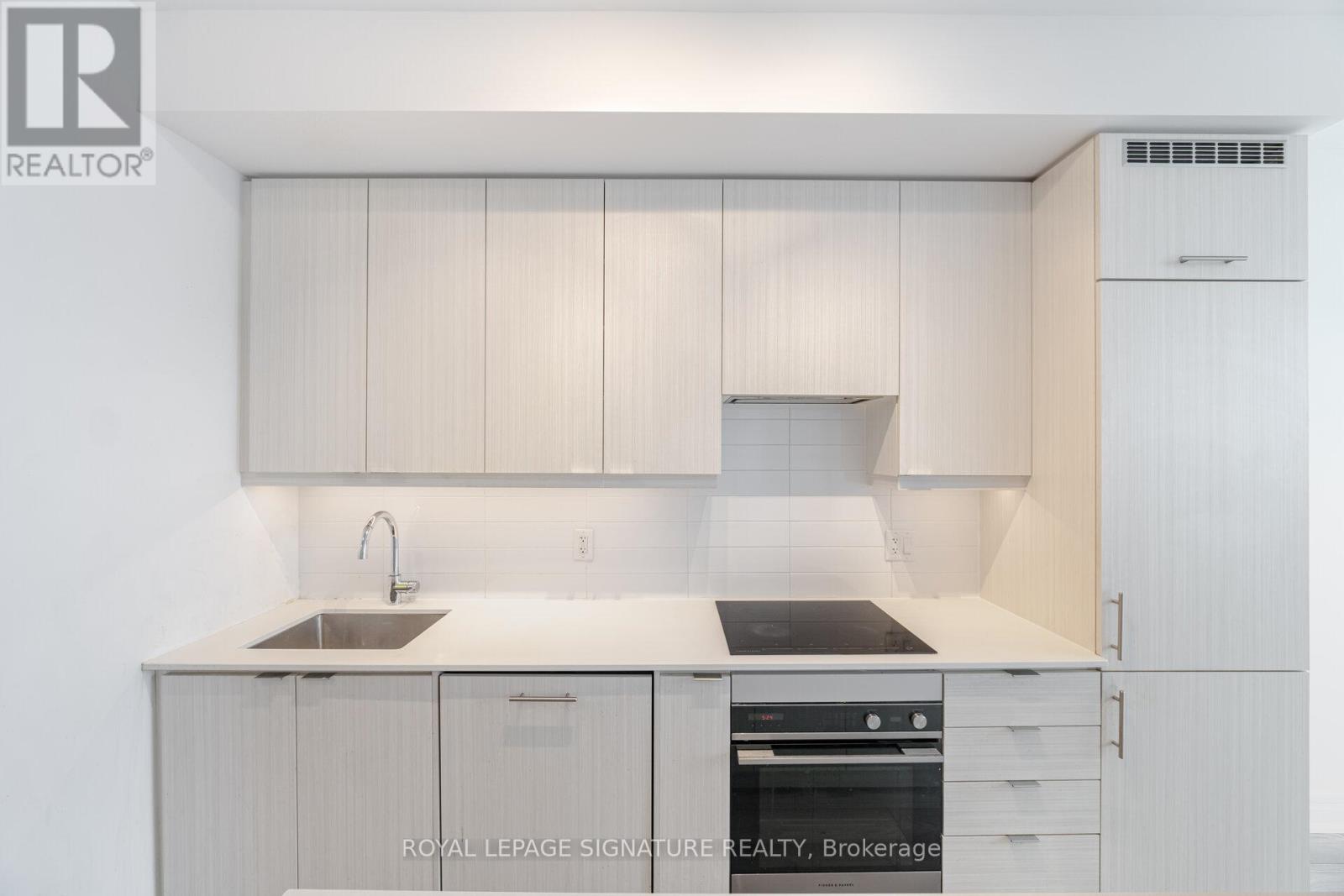 3007 - 36 Elm Drive, Mississauga, Ontario  L5B 0N3 - Photo 11 - W13884790