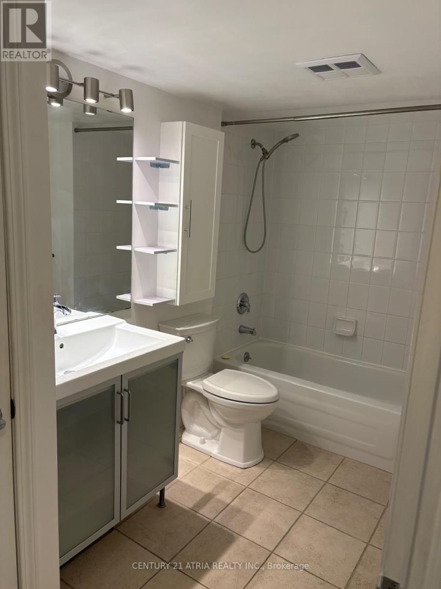 103 - 140 Bathurst Street, Toronto, Ontario  M5V 3N8 - Photo 8 - C13636632