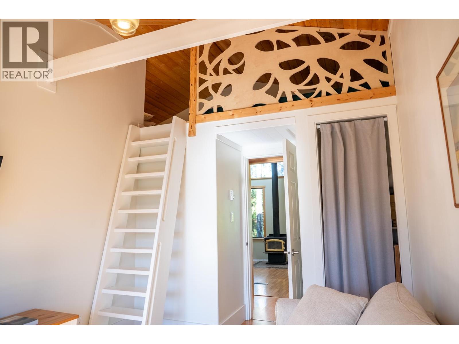 4318 Port Washington Road, Pender Island, British Columbia  V0N 2M1 - Photo 13 - R3174162