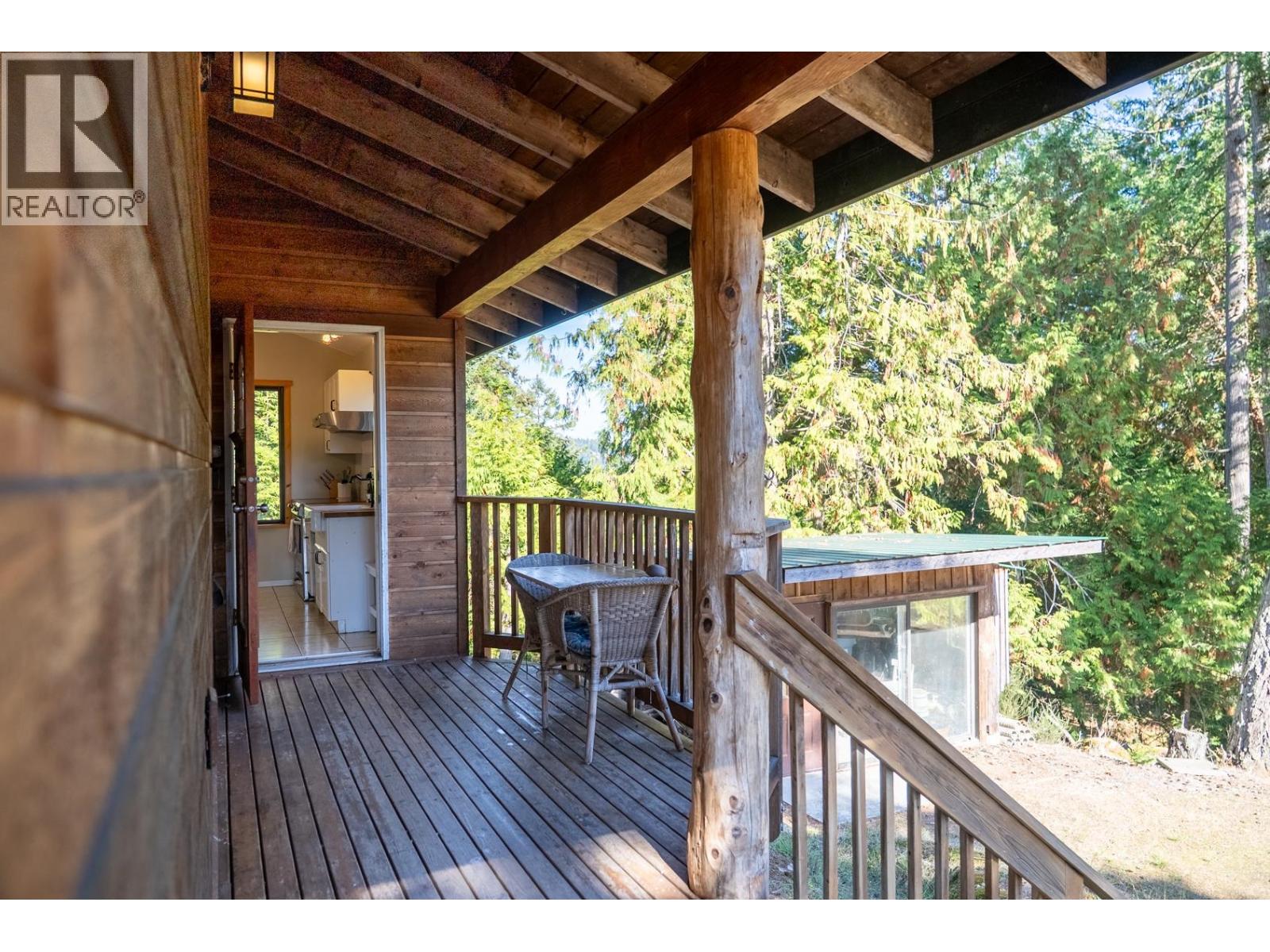 4318 Port Washington Road, Pender Island, British Columbia  V0N 2M1 - Photo 19 - R3174162