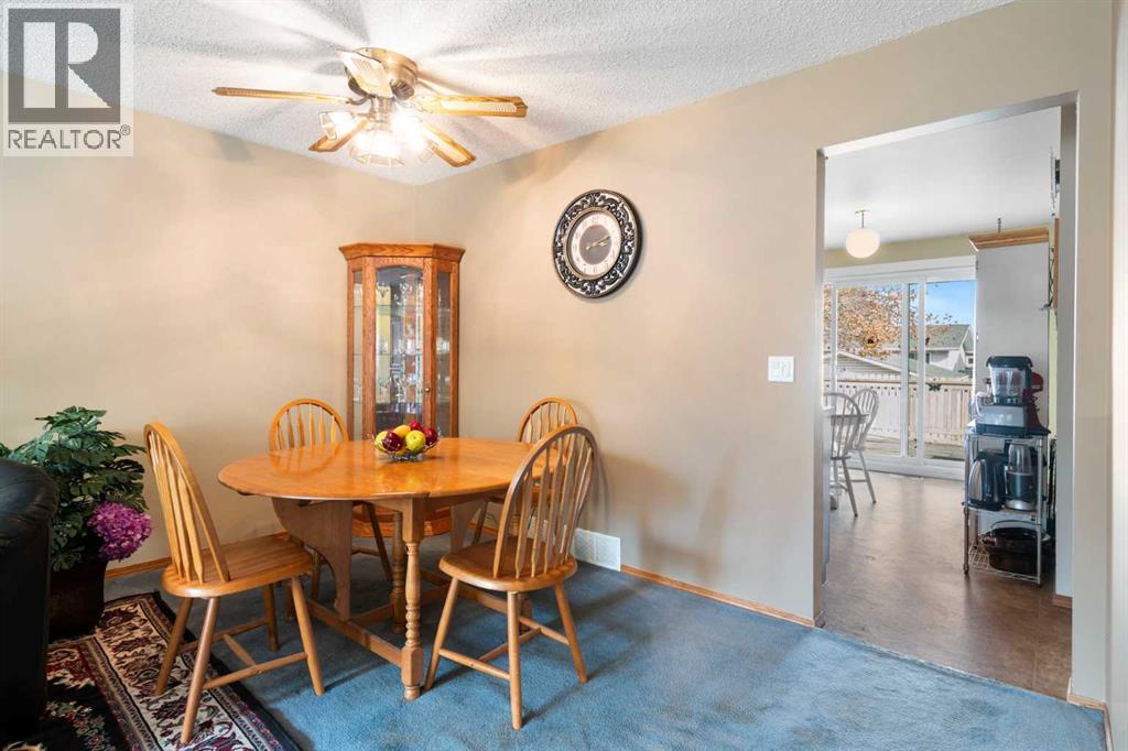 212 Whiteview Bay Ne, Calgary, Alberta  T1Y 1R6 - Photo 8 - A2351241