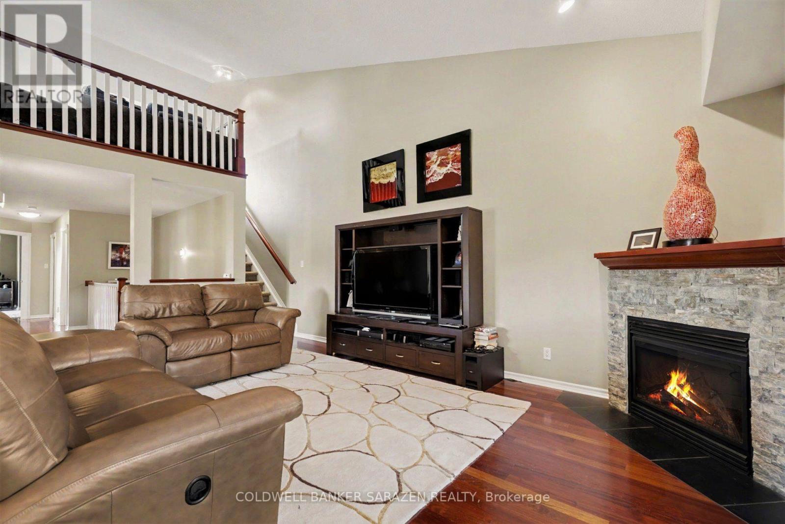 12 Edenvale Drive, Ottawa, Ontario  K2K 3L4 - Photo 3 - X13884738