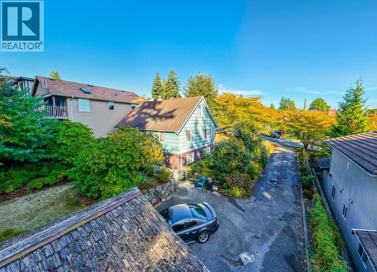 8061 Mcgregor Avenue, Burnaby, British Columbia  V5J 4H7 - Photo 7 - R3171387
