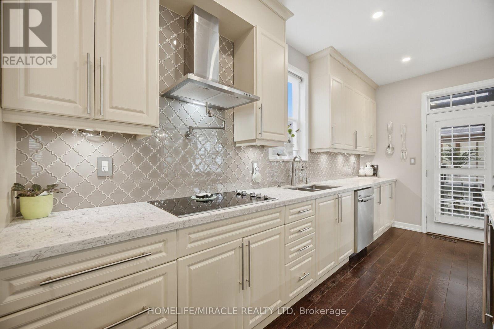 33 Klemscott Road, Brampton, Ontario  L7A 0P5 - Photo 13 - W13883994