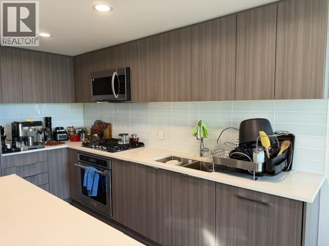 1505 3096 Windsor Gate, Coquitlam, British Columbia  V3B 0P4 - Photo 13 - R3174246