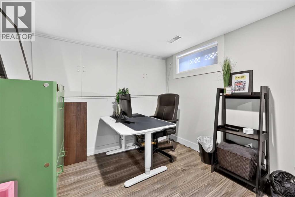 234 8 Street Ne, Calgary, Alberta  T2E 4G7 - Photo 40 - A2351134