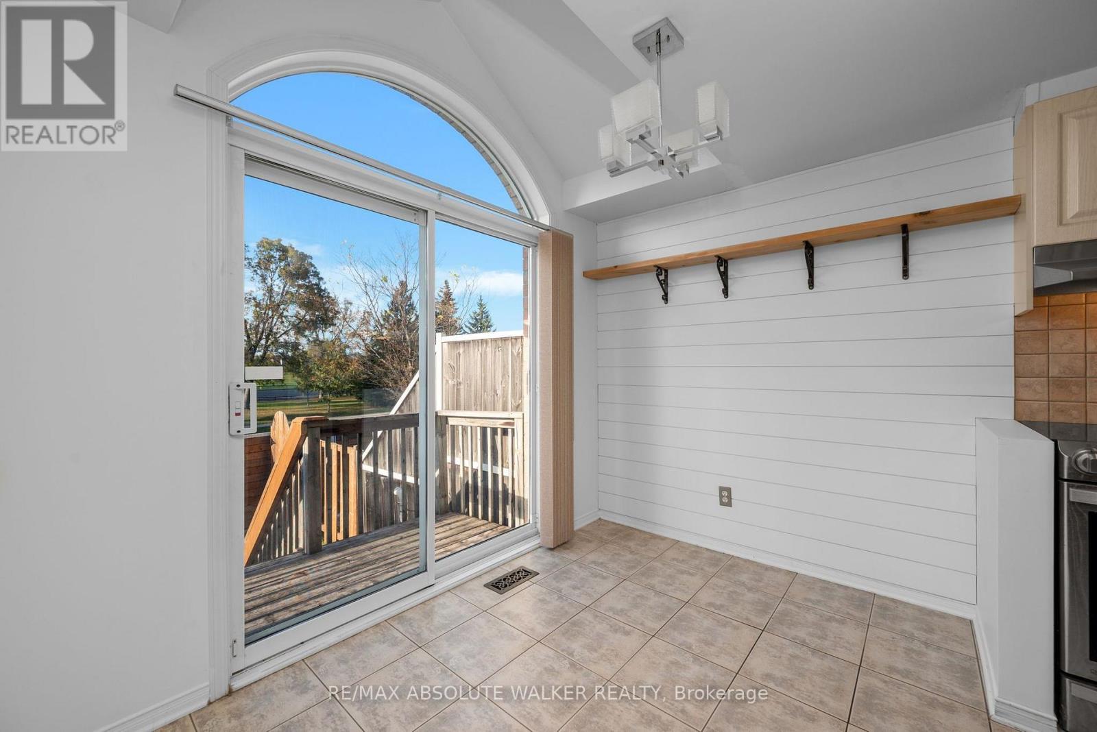6376 Sablewood Place, Ottawa, Ontario  K1C 7M3 - Photo 15 - X13884818