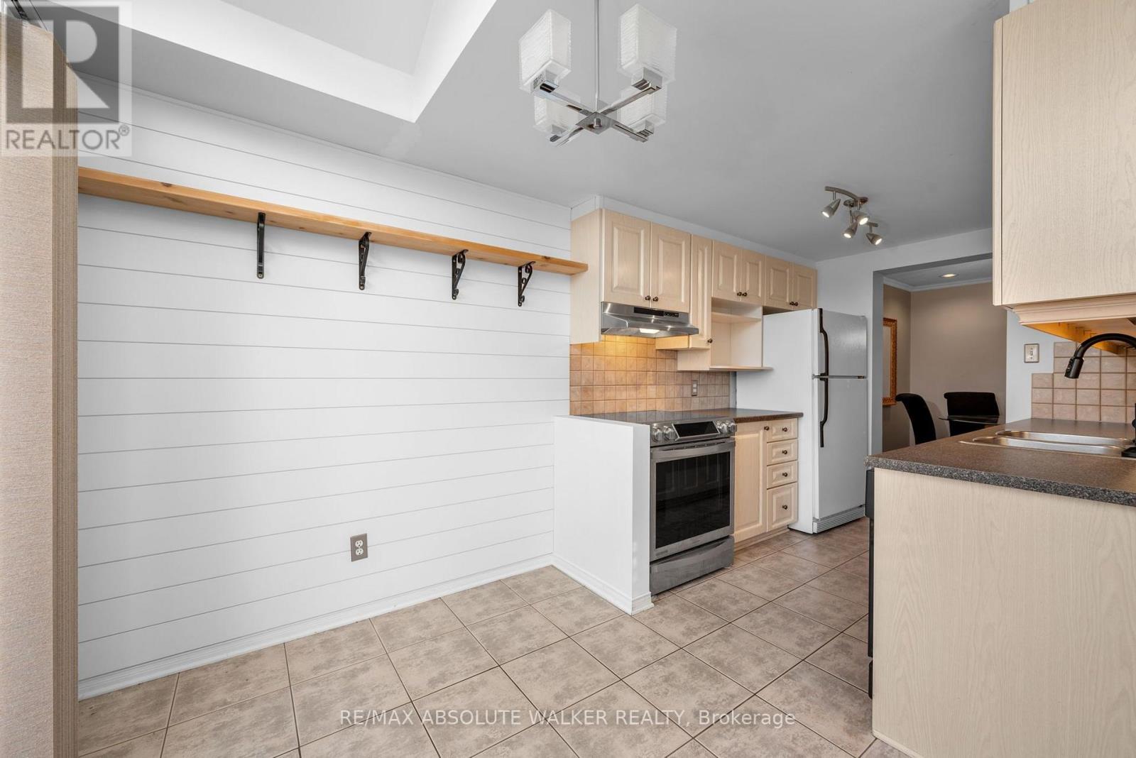 6376 Sablewood Place, Ottawa, Ontario  K1C 7M3 - Photo 16 - X13884818