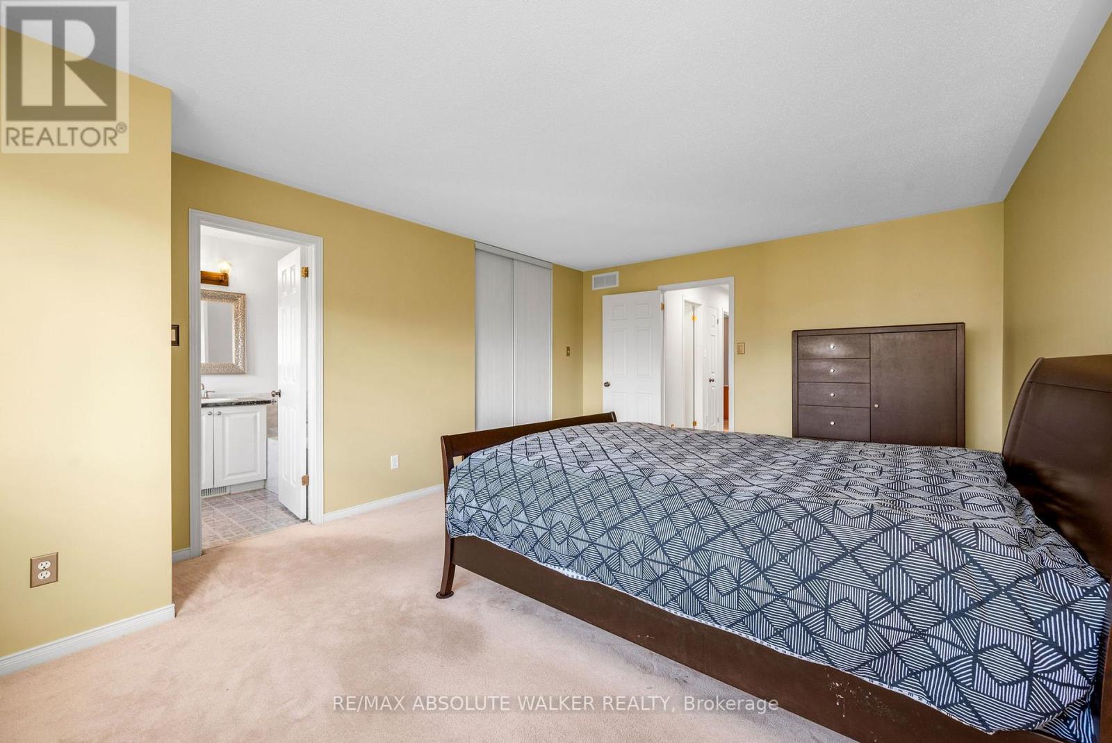 6376 Sablewood Place, Ottawa, Ontario  K1C 7M3 - Photo 20 - X13884818