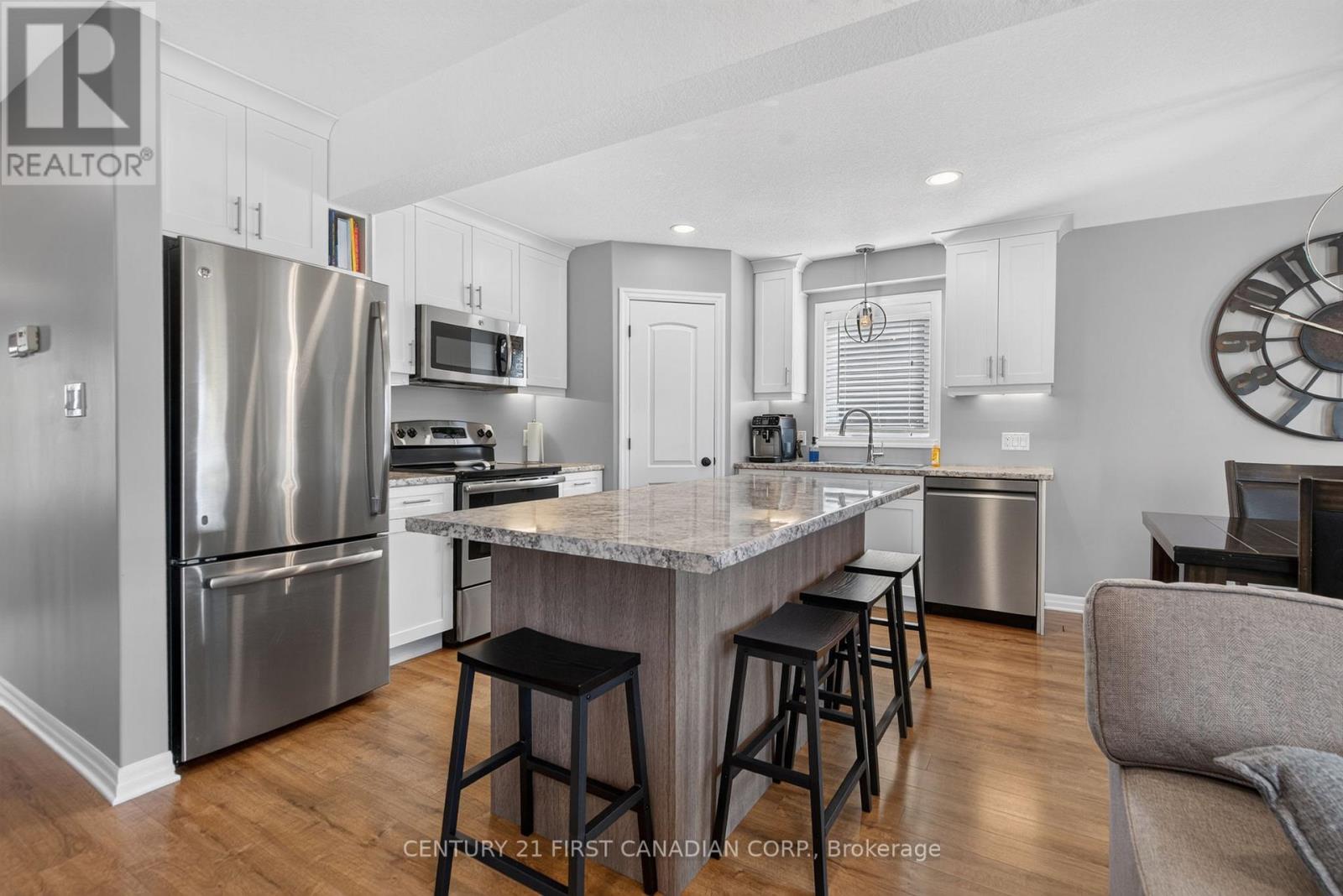 363 Beech Street, Lucan Biddulph, Ontario  N0M 2J0 - Photo 12 - X13866172