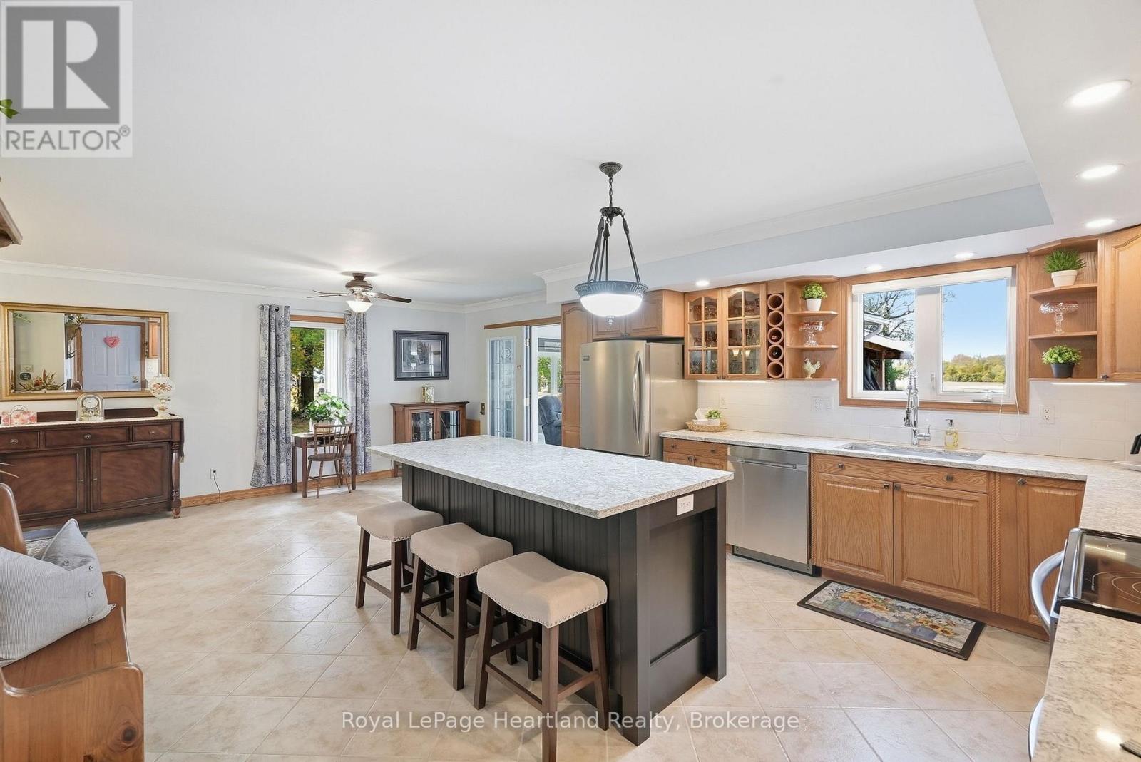 2044 Alma Street S, Howick, Ontario  N0G 1X0 - Photo 31 - X13884816