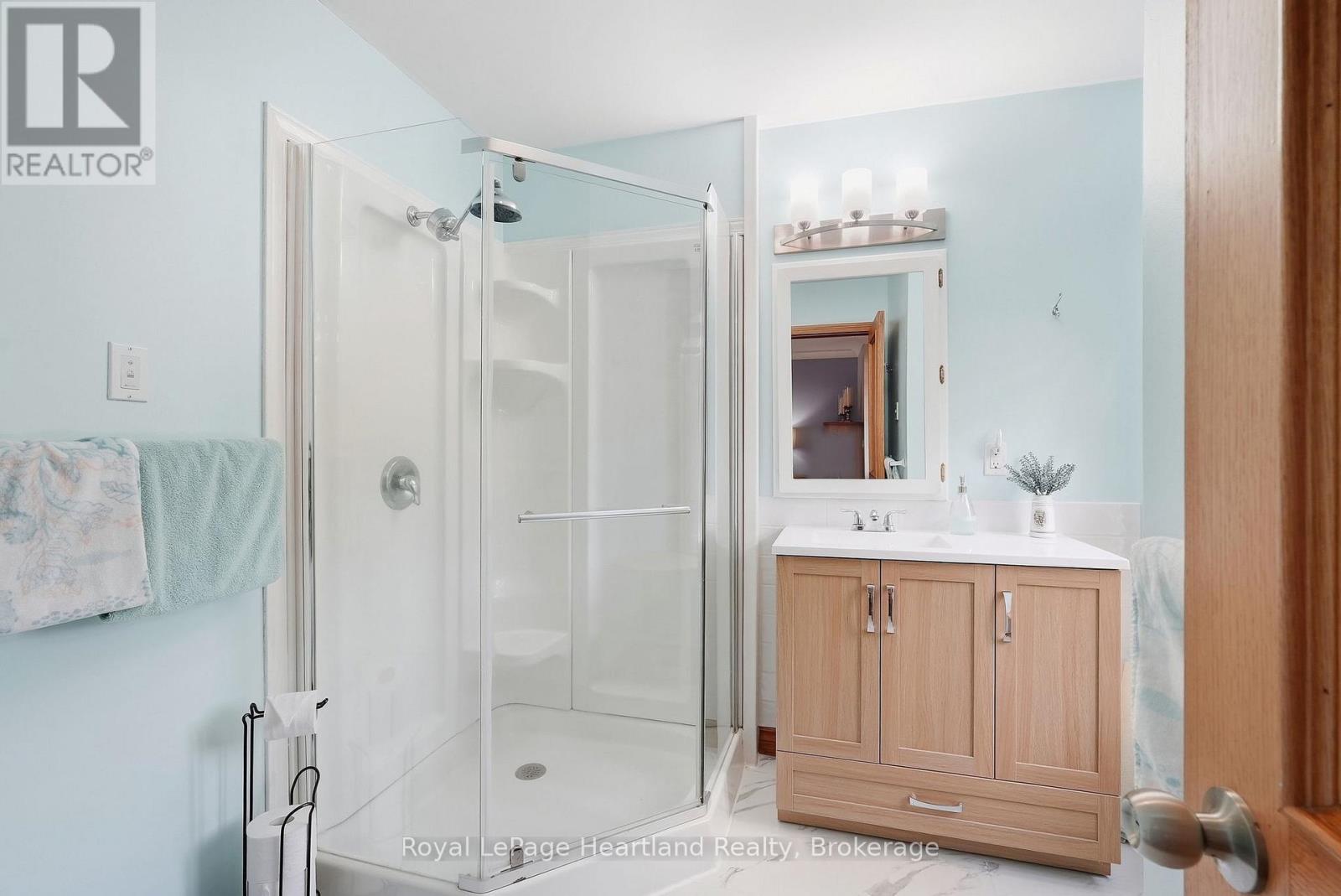 2044 Alma Street S, Howick, Ontario  N0G 1X0 - Photo 43 - X13884816
