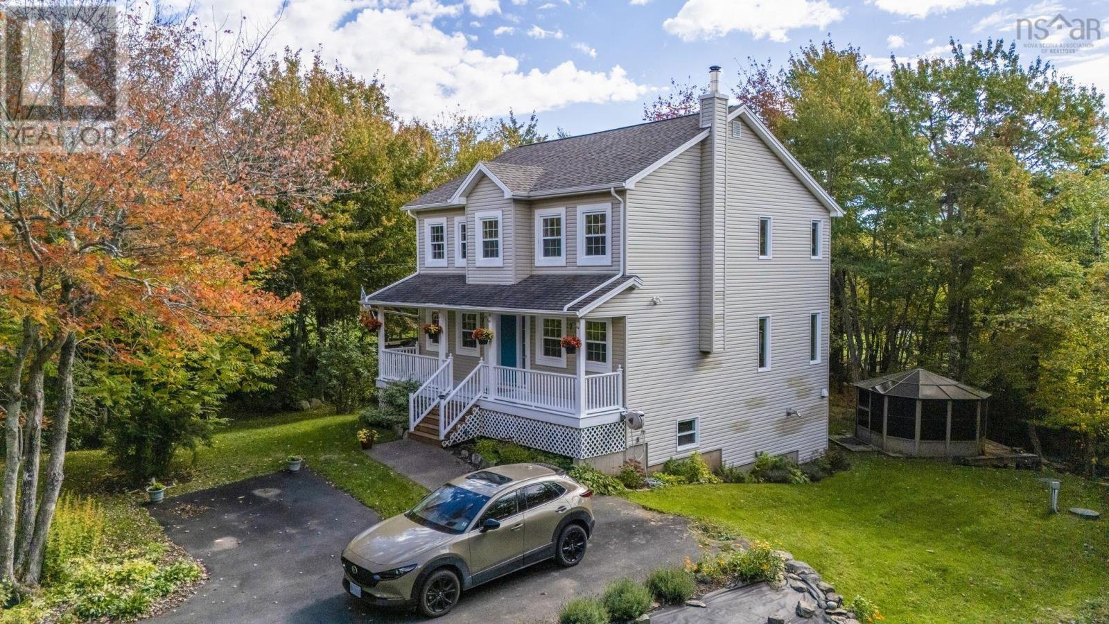 88 Lochmoor Lane, Dartmouth, Nova Scotia  B2W 6C8 - Photo 2 - 202614316