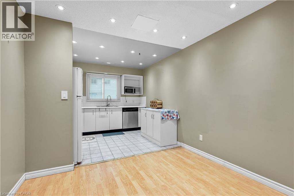 589 Beechwood Drive Unit# 42, Waterloo, Ontario  N2T 2K9 - Photo 7 - 40868367