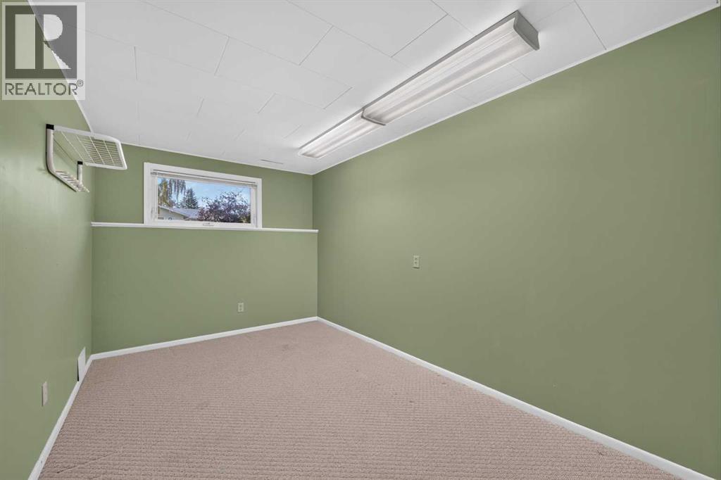 637 Willowburn Crescent SE, Calgary, Alberta  T2J 1M9 - Photo 34 - A2351471