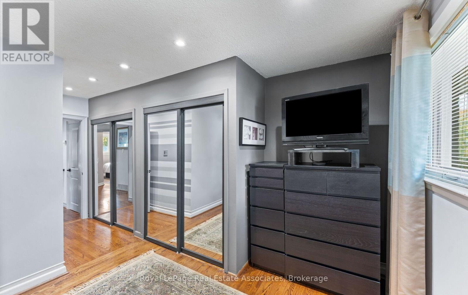3108 O'hagan Drive, Mississauga, Ontario  L5C 2C6 - Photo 20 - W13884826