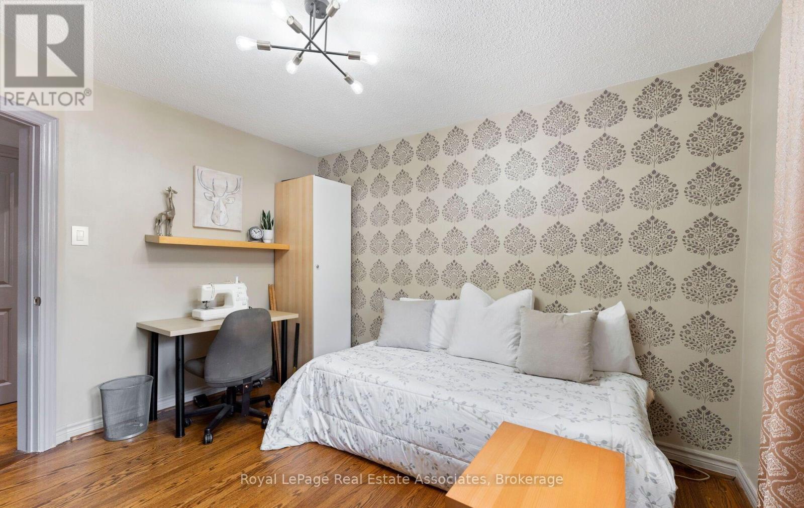 3108 O'hagan Drive, Mississauga, Ontario  L5C 2C6 - Photo 21 - W13884826