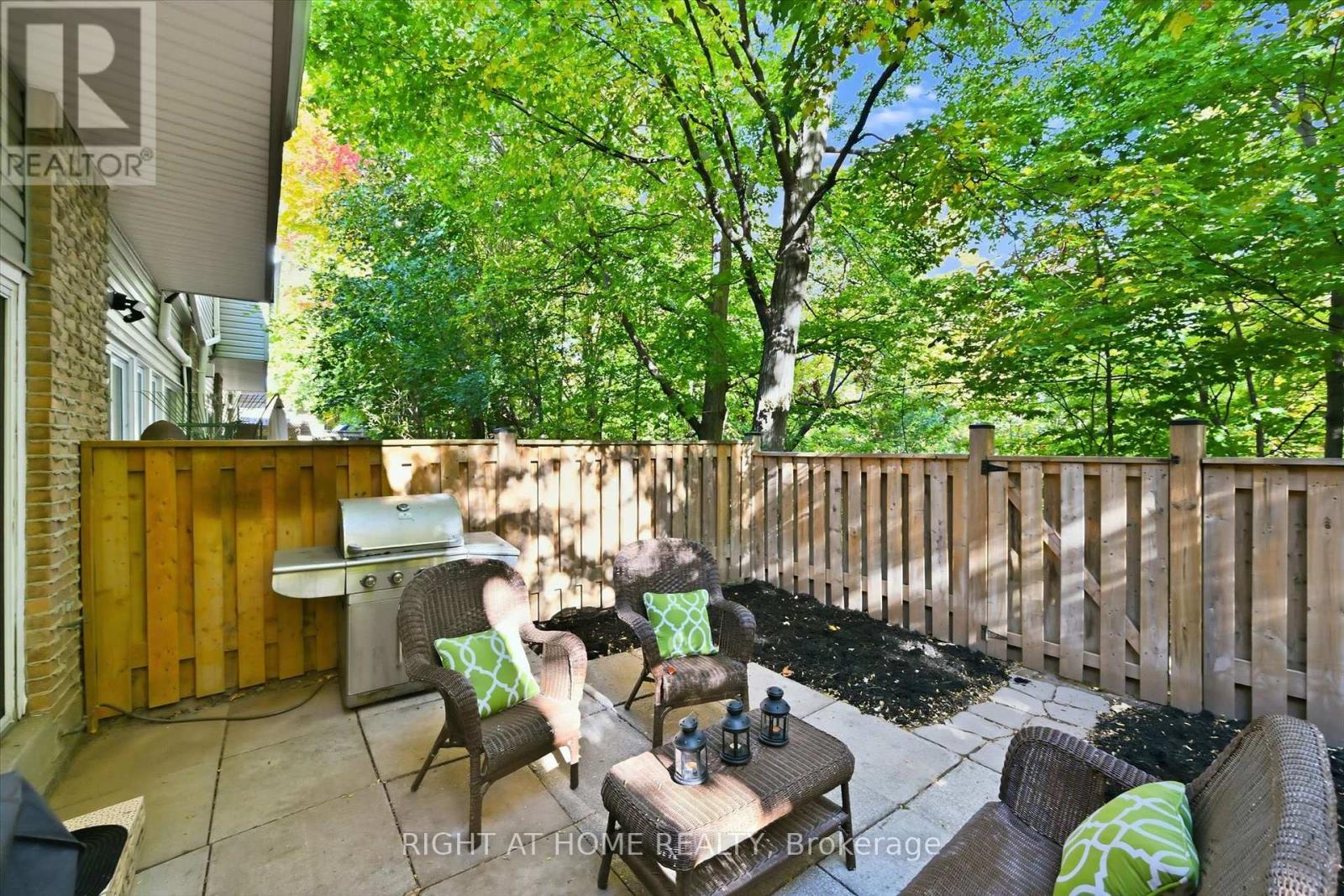159 - 2050 Upper Middle Road, Burlington, Ontario  L7P 3R9 - Photo 21 - W13884836
