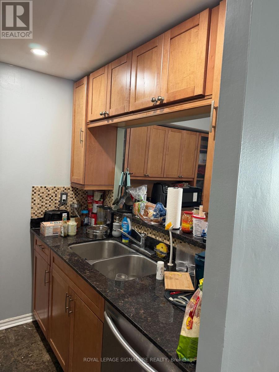 2112 - 285 Enfield Place, Mississauga, Ontario  L5B 3Y7 - Photo 12 - W13858854