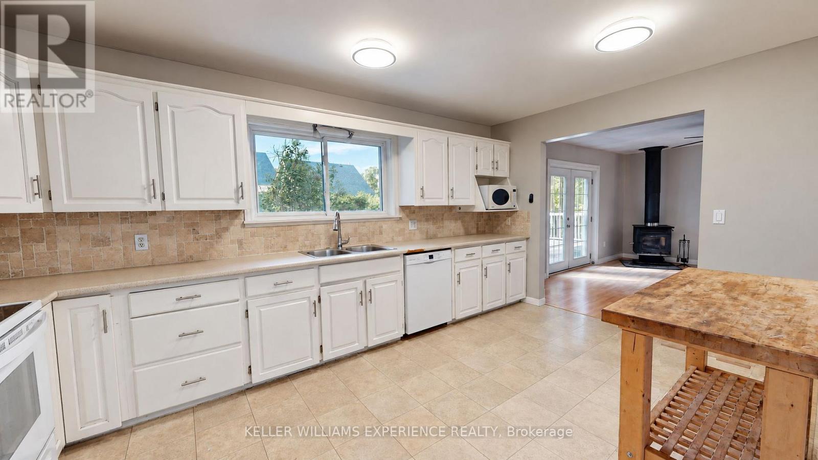 135 Catherine Street W, Gravenhurst, Ontario  P1P 1A4 - Photo 6 - X13879130