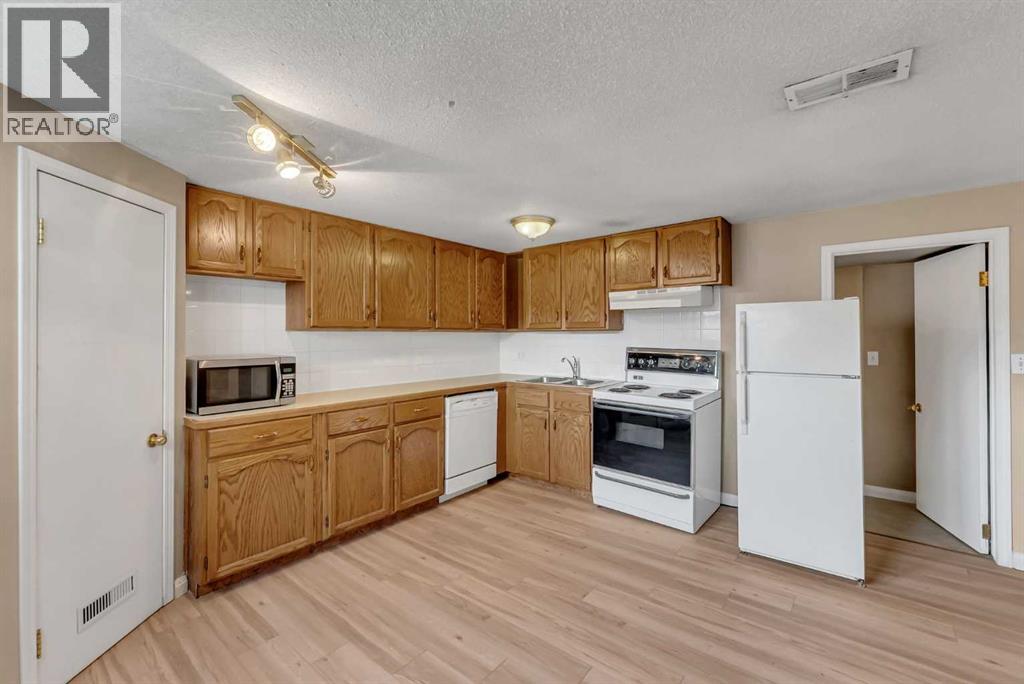 2807 32 Street SW, Calgary, Alberta  T3E 2S1 - Photo 30 - A2350440