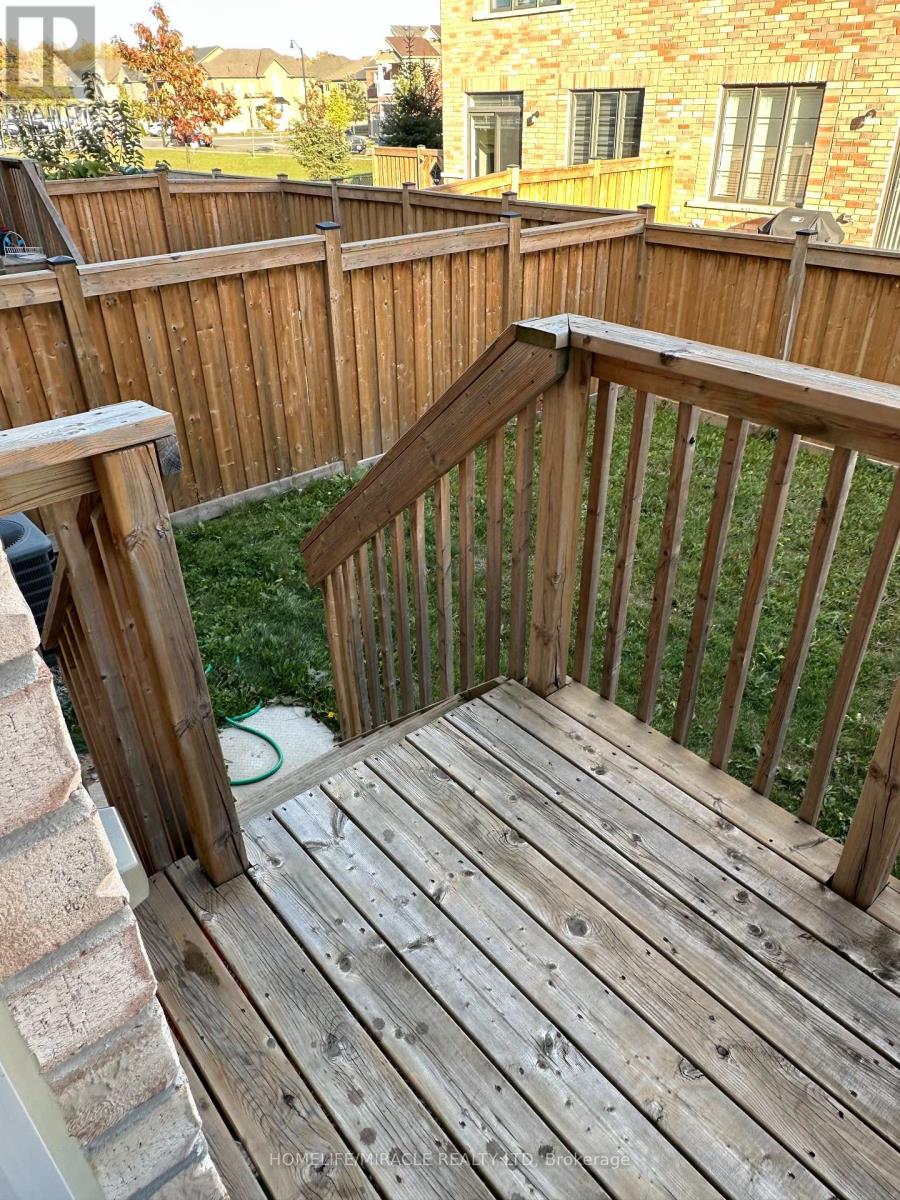 91 Emerald Coast Trail, Brampton, Ontario  L7A 5A7 - Photo 22 - W13884550