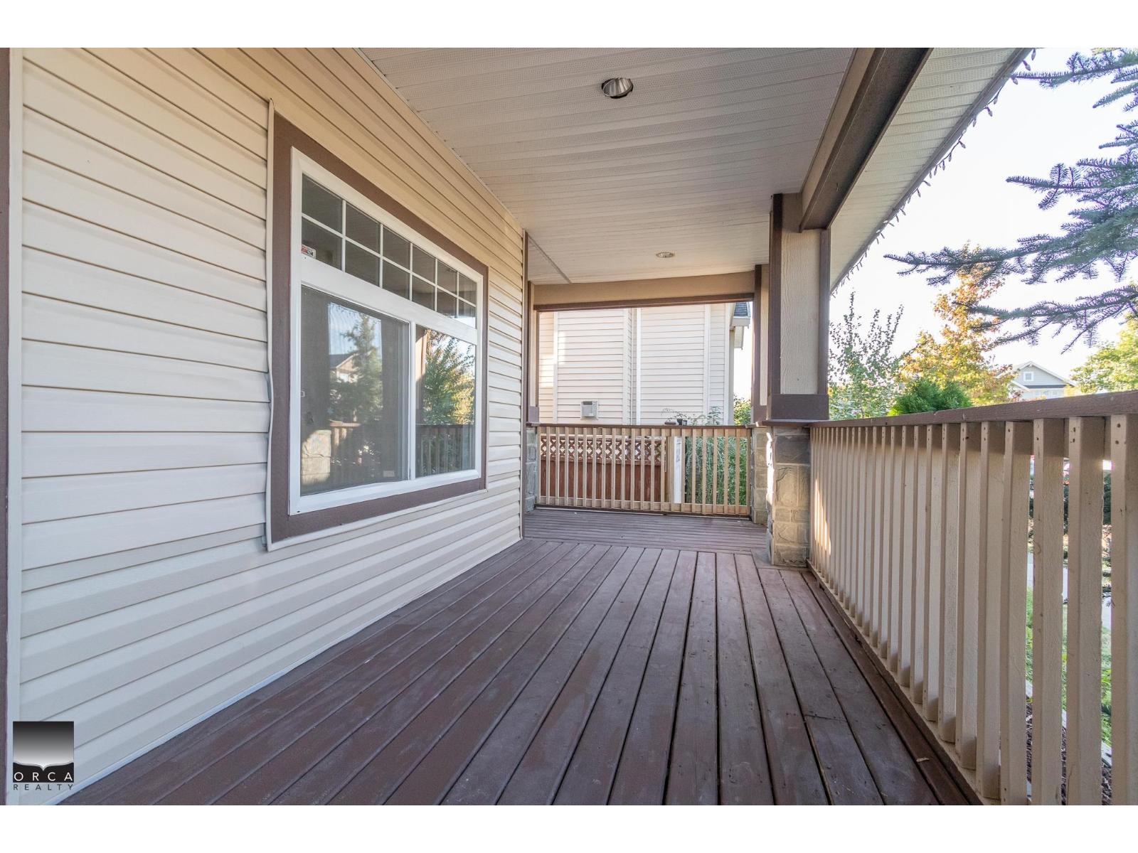 Upper Level 19130 69a Avenue, Surrey, British Columbia  V4N 0A5 - Photo 10 - R3174383