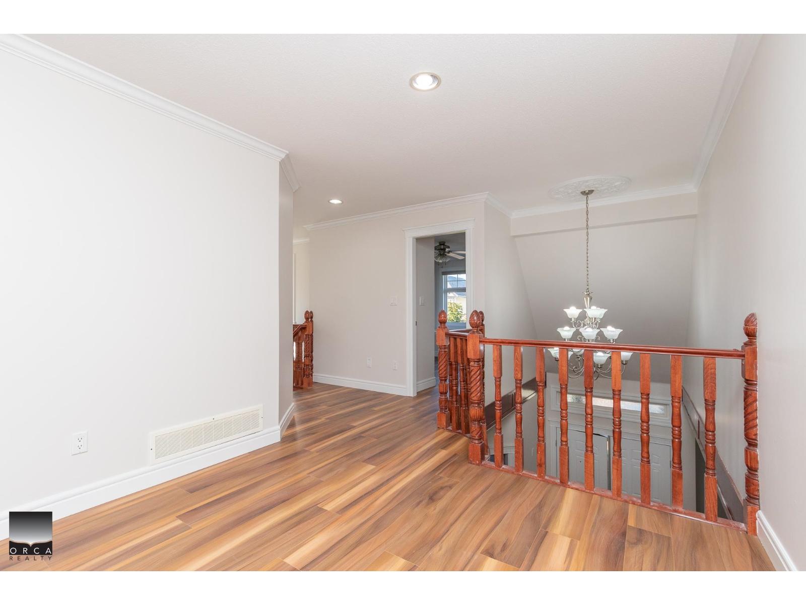 Upper Level 19130 69a Avenue, Surrey, British Columbia  V4N 0A5 - Photo 12 - R3174383